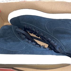 Nike Blazers- kids 3.5Y BNIB